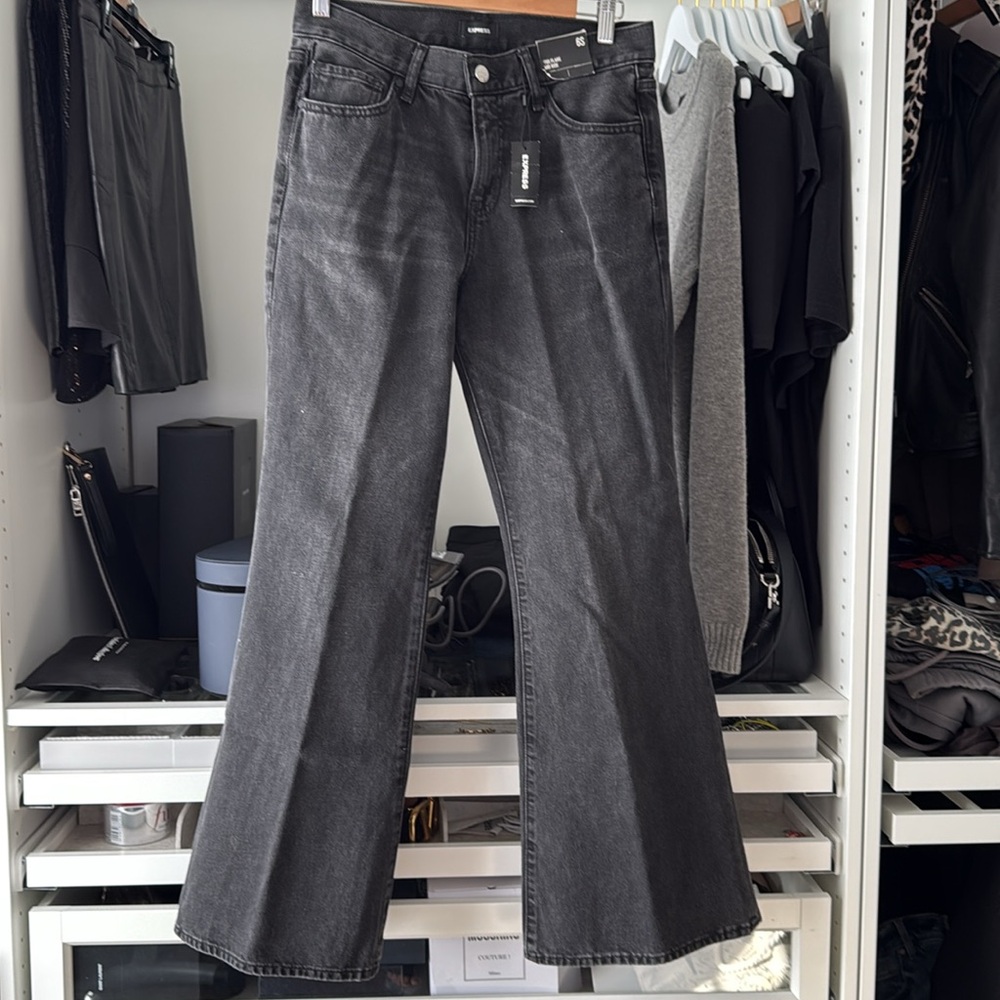 Express 70’s Flare Mid Rise Size 6S NWT